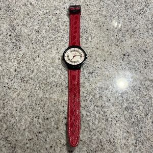 Vintage 1998 United Colours of Benetton ladies LEATHER watch